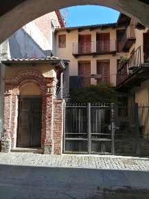Foto Appartamento in Via delle Alpi 6, Giaveno Centro di 90 m² con 5 locali
