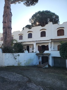 Foto Villa singola in Onda Del Circeo 10, Terracina con 3 locali in vendita