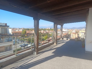 Foto Attico a Pisa San Giusto - Aeroporto di 107 m² con 5 locali in vendita