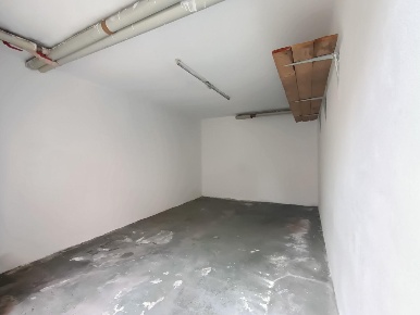 Foto Box a Pisa Pratale di 13 m² con 1 locali in affitto