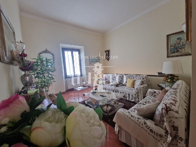 Foto Appartamento a Signa Centro di 150 m² con 5 locali in vendita