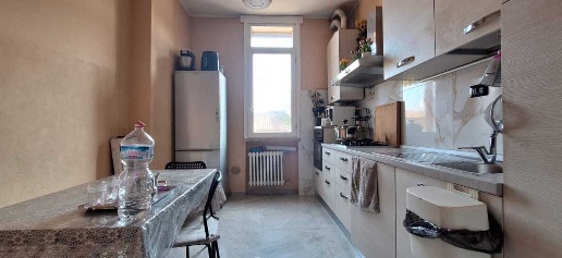 Foto Appartamento in Via Roma, Pieve Porto Morone Centro di 100 m²