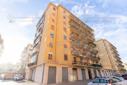 Foto Appartamento a Siracusa Mazzarrona di 136 m² con 5 locali in vendita