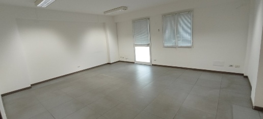 Foto Ufficio a Ragusa di 280 m² con 8 locali in affitto
