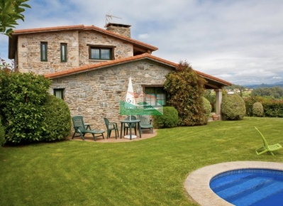 Foto Villa singola in VIA VALLE FELICI, Ravenna di 400 m² con 8 locali