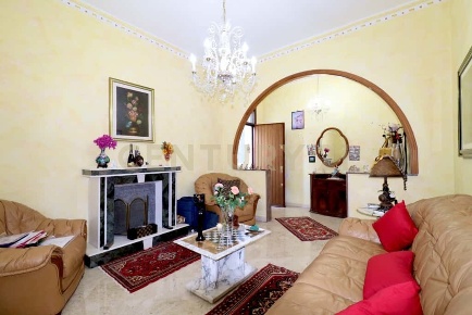 Foto Appartamento in Via Luigi Manfredi 13, Palermo Oreto - Perez di 116 m²