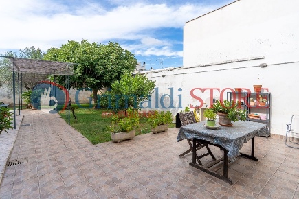 Foto Villa bifamiliare in Via Bruni Antonio 11, Lecce Rudiae - Casermette