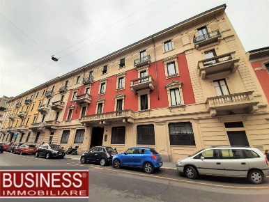 Foto Appartamento in Via Spartaco, Milano Montenero di 110 m² con 4 locali
