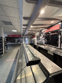 Foto Locale commerciale in via sant antoni, Avio Sabbionara di 200 m²