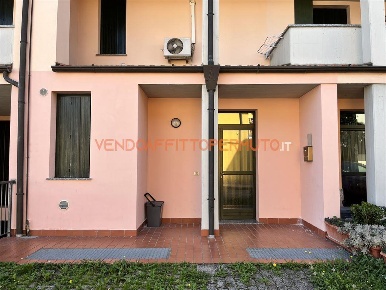 Foto Appartamento in VIA CORRIDONI, Romano di Lombardia Centro di 50 m²