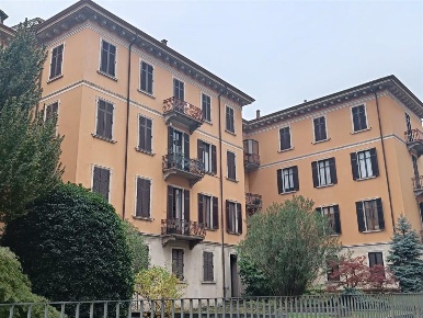 Foto Appartamento a Como Centro Storico di 130 m² con 3 locali in vendita