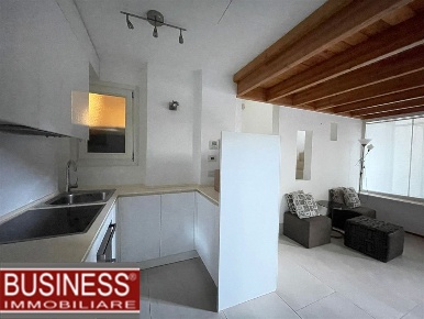 Foto Appartamento in Via Giacomo  Leopardi, Milano Vincenzo Monti di 85 m²