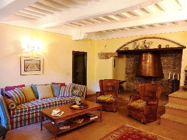 Foto Appartamento a Cetona Centro di 184 m² con 7 locali in vendita