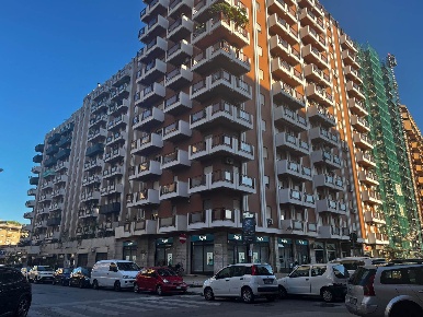 Foto Appartamento a Palermo Malaspina di 167 m² con 6 locali in vendita