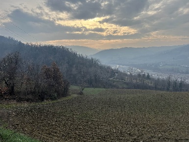 Foto Rustico in Strada dei Montini, Ponte dell'Olio di 778 m² con 8 locali