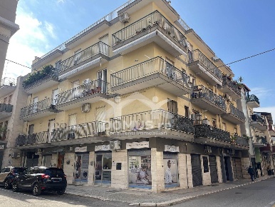 Foto Appartamento a Andria Ospedale di 100 m² con 3 locali in vendita