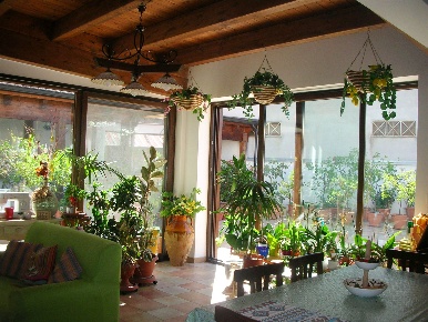 Foto Casa indipendente a Canosa di Puglia Centro di 650 m² con 12 locali