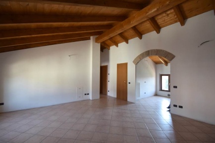 Foto Appartamento a Cortemaggiore Centro di 111 m² con 3 locali in vendita