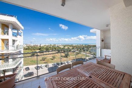 Foto Appartamento in Oscar Lagana, Monopoli di 80 m² con 3 locali