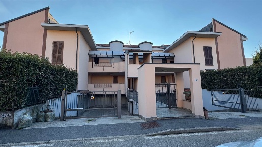 Foto Appartamento in via callas 3, Usmate Velate Velate di 85 m² in vendita