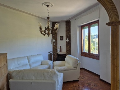 Foto Appartamento a Fiesole Ellera di 126 m² con 5 locali in vendita