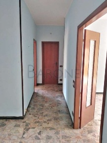 Foto Appartamento in via turati, Carrara Avenza di 105 m² con 4 locali