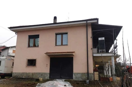 Foto Villa unifamiliare in Via San Rocco, Rivalba San Rocco di 208 m²