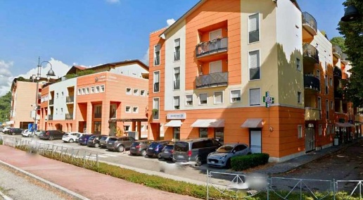 Foto Box in Piazzale Mariano Rumor, Chiampo Centro di 30 m² con 1 locali