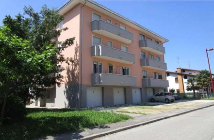 Foto Appartamento in Via Bragni, Cadoneghe di 126 m² con 7 locali