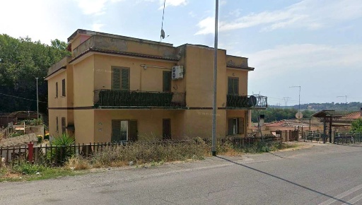 Foto Appartamento in Via Pontina 659, Roma Tor de' Cenci di 104 m²
