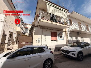 Foto Appartamento in Traversa foggia 33, Nola Centro di 105 m² con 3 locali