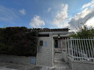 Foto Villa unifamiliare in via abate eustasio, Valenzano di 130 m²