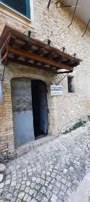 Foto Magazzino in Vicolo Caprignano, Casperia Centro di 27 m² con 1 locali