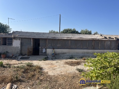 Foto Casa indipendente in viale delle Noci di Cocco, Ispica di 80 m²