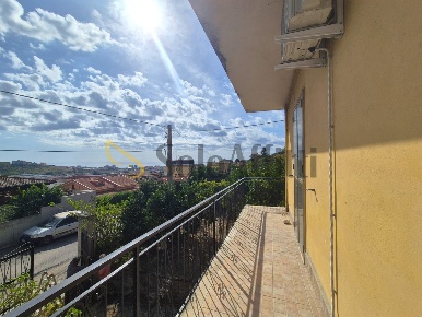 Foto Appartamento a Catanzaro Fortuna - Corvo di 135 m² con 4 locali