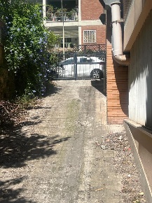 Foto Magazzino in Via Alfredo Panzini, Roma di 408 m² in vendita