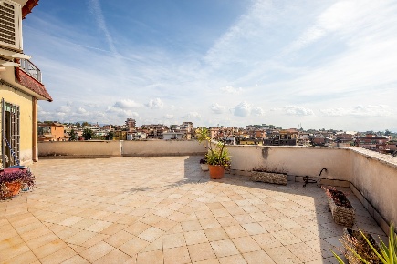 Foto Appartamento in via Ugo Foscolo, Fonte Nuova Tor Lupara di 76 m²