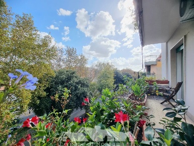 Foto Appartamento in via Ostiense, Roma Ostiense di 114 m² con 4 locali