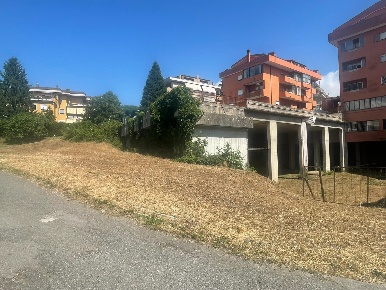 Foto Laboratorio in via Filippo Turati, Ariccia Centro di 1200 m²