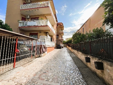 Foto Appartamento in Viale Emporium 43, Agrigento di 135 m² con 4 locali