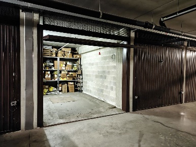 Foto Box in Via Corti 13, Milano Città Studi di 14 m² in vendita