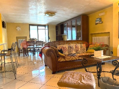 Foto Appartamento in Via Riccardo Ciancio 3, Castel San Giorgio di 100 m²