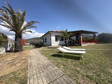 Foto Villa singola in Via DEL LAGO LUNGO 789, Sperlonga di 120 m²