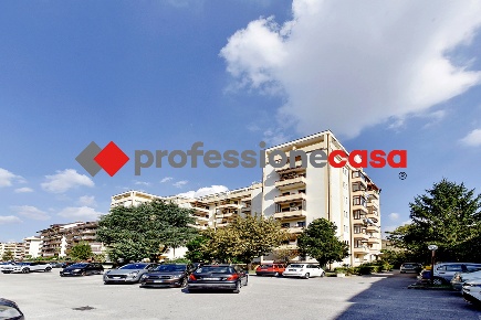 Foto Appartamento in Viale Carlo III 45, San Nicola la Strada di 101 m²