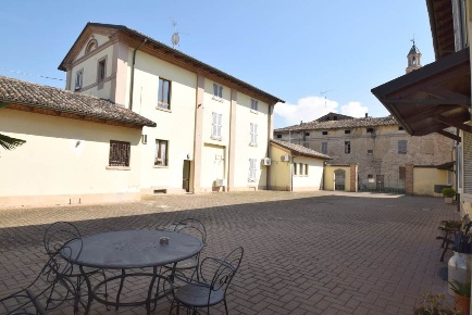 Foto Appartamento a Cortemaggiore Centro di 98 m² con 3 locali in vendita