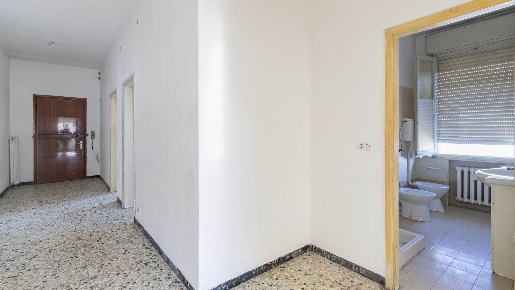 Foto Appartamento in Via Ipocrate 31, Modena Villaggio Giardino di 102 m²