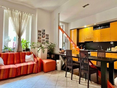 Foto Appartamento in Via Petrarca, Roma Esquilino di 56 m² con 2 locali