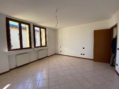 Foto Appartamento a Cortemaggiore Centro di 126 m² con 3 locali in vendita
