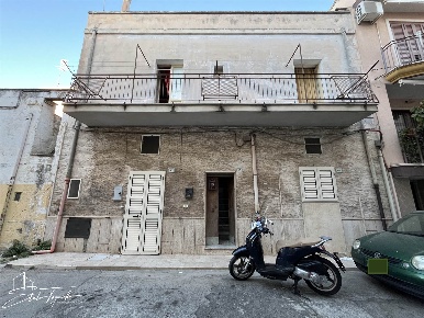 Foto Appartamento in Via XX Settembre 65, Palagiano di 62 m² con 3 locali