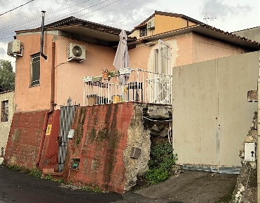 Foto Appartamento in Via Ramondetta 71, Valverde di 23 m² con 2 locali